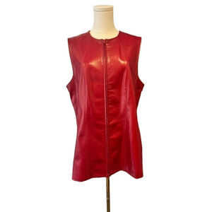 Danier women's Red Leather Vest with full zipper   Size Large made in Canada!